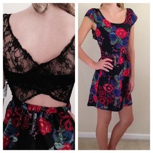 Angie dress size small